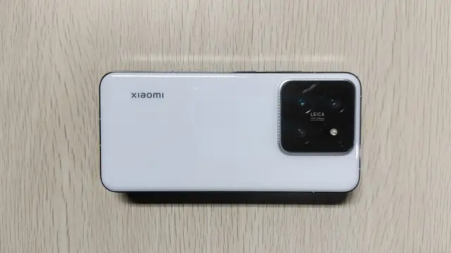 Desain Xiaomi 14
