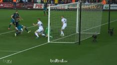 Sepakan deflect Manolo Gabbiadini memberi Southampton kemenangan krusial 1-0 atas rival zona degradasi Swansea di Liberty Stadium,...