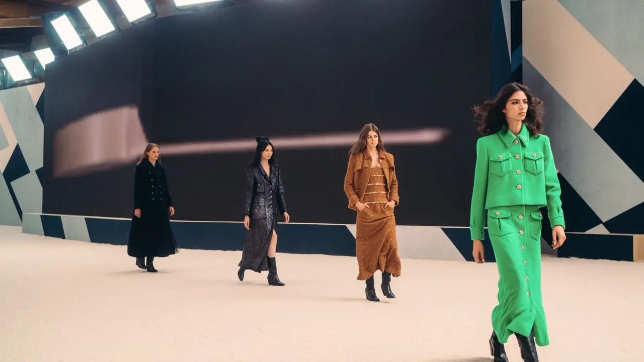 Koleksi Lawas Mademoiselle 1930an Dihadirkan Kembali di Chanel Fall/Winter 2022/23 Haute Couture