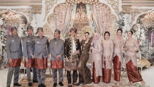 Penampilan Istri Vincent Rompies saat Hadir di Pernikahan Enzy Storia, credit (@hestipurwadinata)