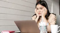 11 Kepribadian Orang yang Selalu Mengecek Pintu Berkali-kali, Punya Sifat Teliti