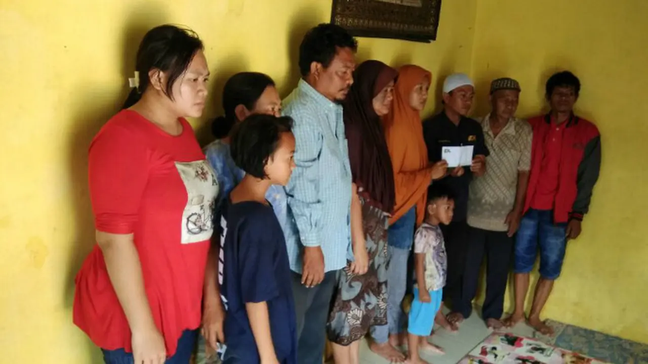 Keluarga Joya, pria dibakar hidup-hidup di Bekasi.