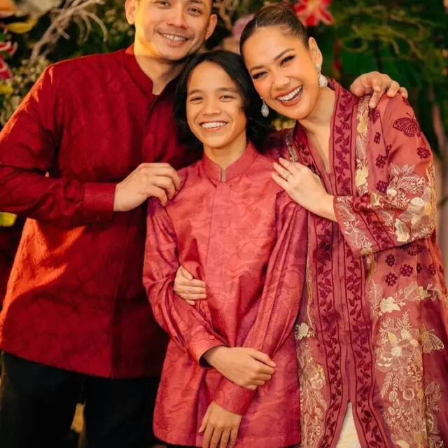 6 Potret BCL dan Tiko Bareng Noah, Keluarga Kecil Terasa Lengkap Usai Menikah