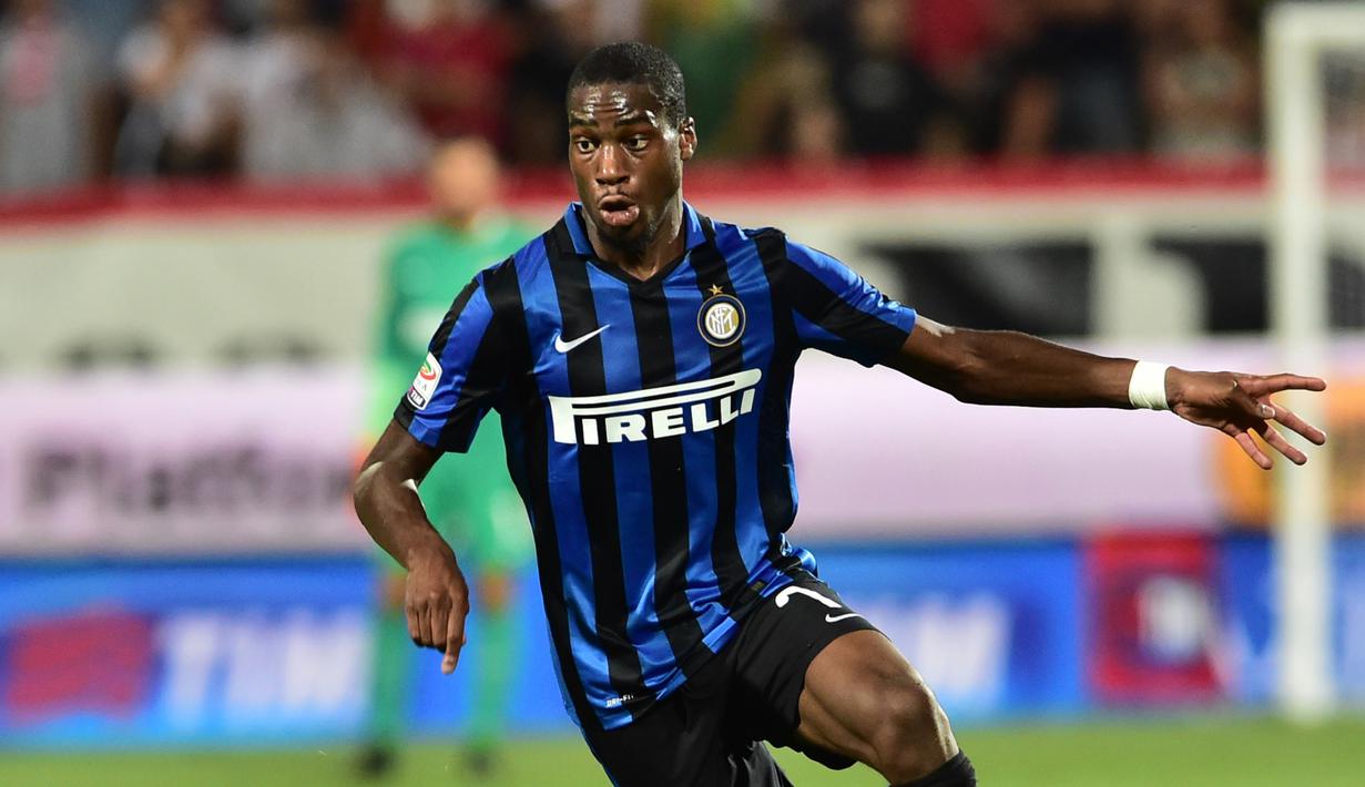 Geoffrey Kondogbia (36 juta euro) - Kondogbia dibeli Inter Milan dari AS Monaco dengan harga transfer 36 juta euro pada tahun 2017. (AFP/Giuseppe Cacace)