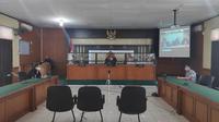 Sidang pembacaan vonis terdakwa suap alih fungsi hutan Riau, Suheri Terta, di Pengadilan Tipikor Pekanbaru, beberapa pekan lalu. (Liputan6.com/M Syukur)