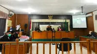 Persidangan kasus korupsi di Pengadilan Tipikor pada Pengadilan Negeri Pekanbaru. (Liputan6.com/M Syukur)