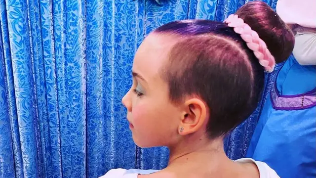 Dandan ala Putri Disney, Gaya Rambut Anak Penyanyi Pink Bikin Salah Fokus