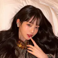 Cara contour wajah seperti Wonyoung IVE (foto: Instagram/for_everyoung10)