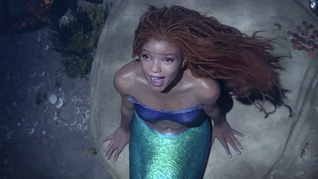 Halle Bailey sebagai Princess Ariel di The Little Mermaid 2023.