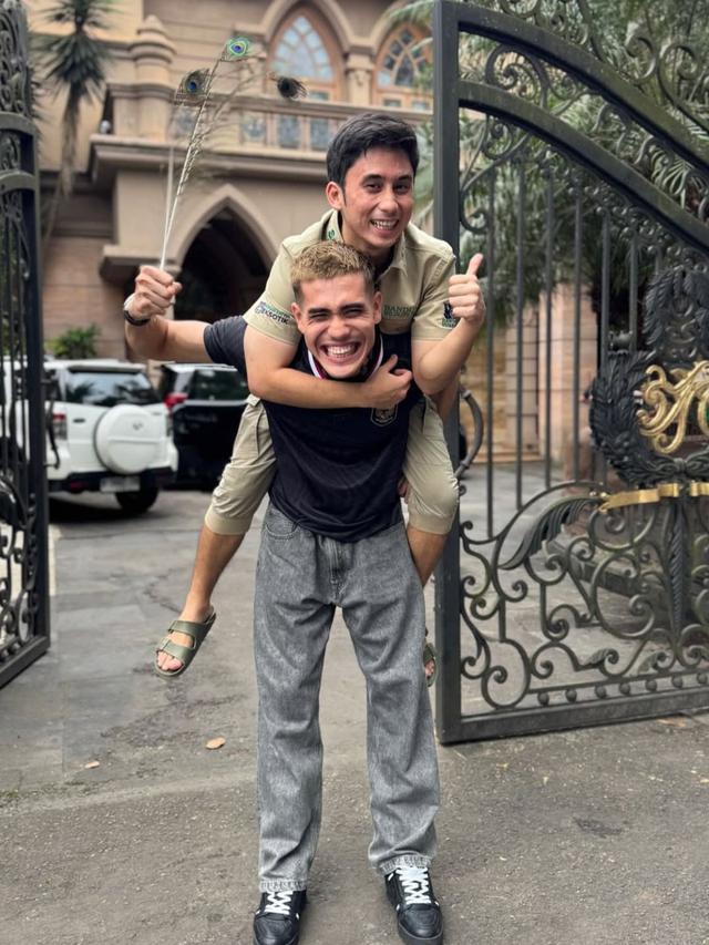 5 Potret Aisar Khaled Nekat Masuk Kandang Harimau Milik Alshad Ahmad, Berujung Panik Minta Ampun (credit: https://www.instagram.com/aisar_khaledd/)