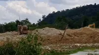 Kondisi aktivitas penambangan emas ilegal di Hutan Desa Lubuk Bedorong, Kabupaten Sarolangu, Jambi. (Liputan6.com/istimewa)