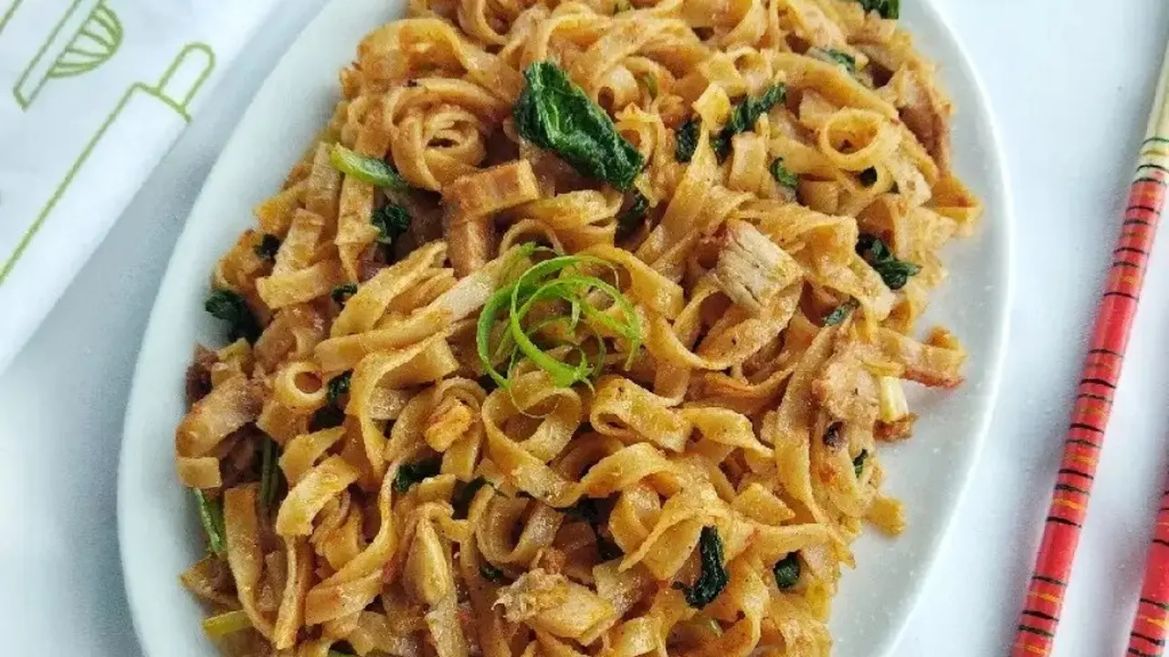 Resep kwetiau belacan. (dok. Cookpad @putriO)