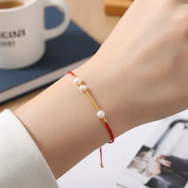 Gelang Emas Tipis Tali Merah 1,5 Gram