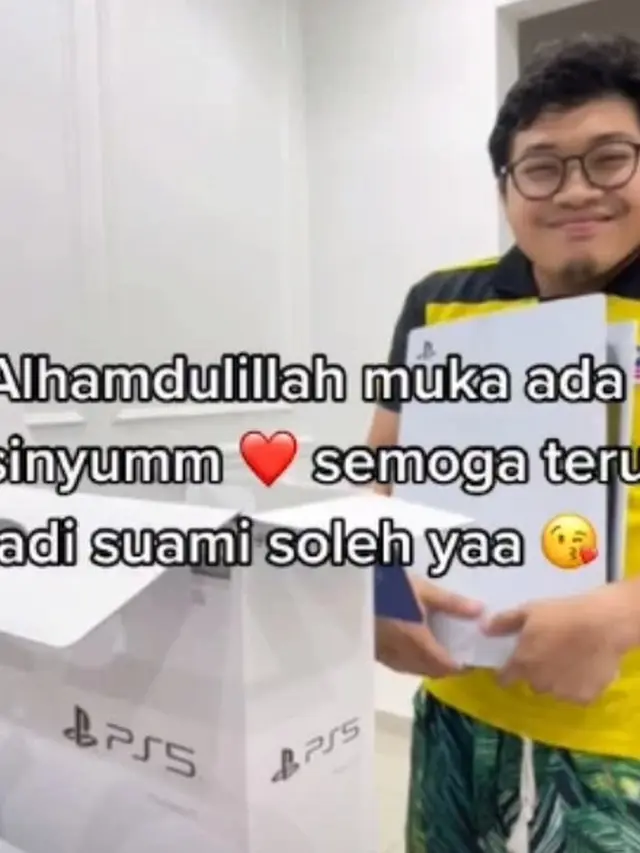 Selalu Dibantu dengan Pekerjaan Rumah, Istri Belikan Suami Hadiah PS5