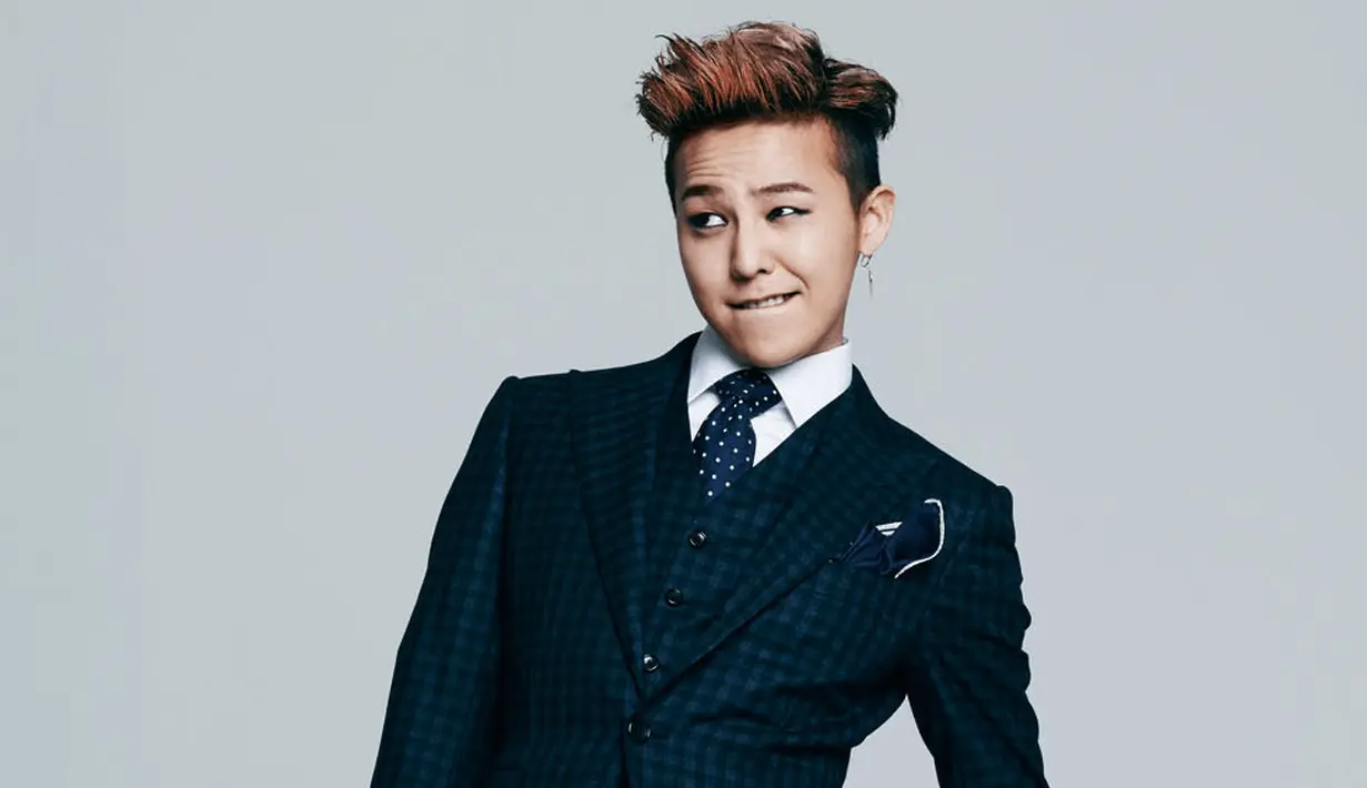Tak hanya sukses di dunia musik, G-Dragon juga sukses di dunia bisnis. Kekayaannya diperkirakan mencapai USD 21 juta. (foto: koreaboo.com)