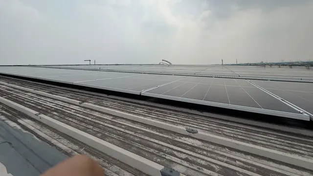 Ciputra Group resmi mengoperasikan Pembangkit Listrik Tenaga Surya (PLTS) Atap di salah satu pusat perbelanjaannya, Mall Ciputra Tangerang. (Dok Ciputra)