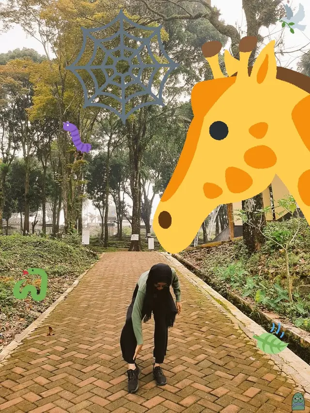 7 Editan Foto Wanita Minta Dibuat Estetik dan Punya Badan Tegap Ini Bikin Tepuk Jidat