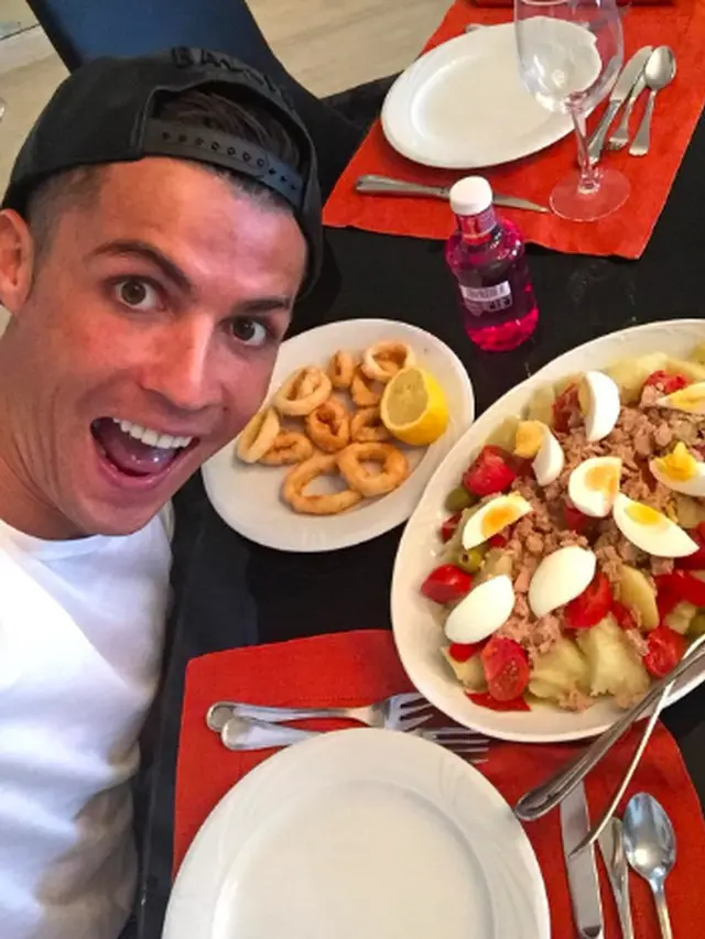 Daftar Makanan Favorit Cristiano Ronaldo
