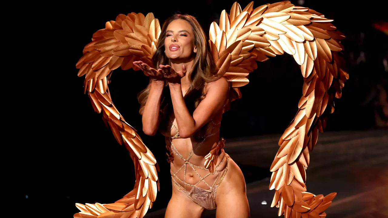 Victoria's Secret Fashion Show 2025