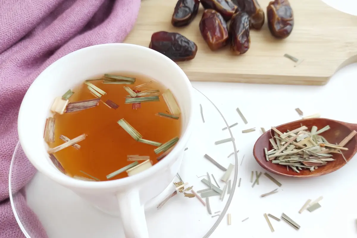 minuman hangat herbal sehat teh serai kurma