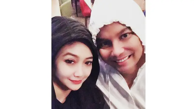 Ingat Mpok Fatimah Ibunya Si Entong? Ini 6 Potret Terbarunya Makin Awet Muda