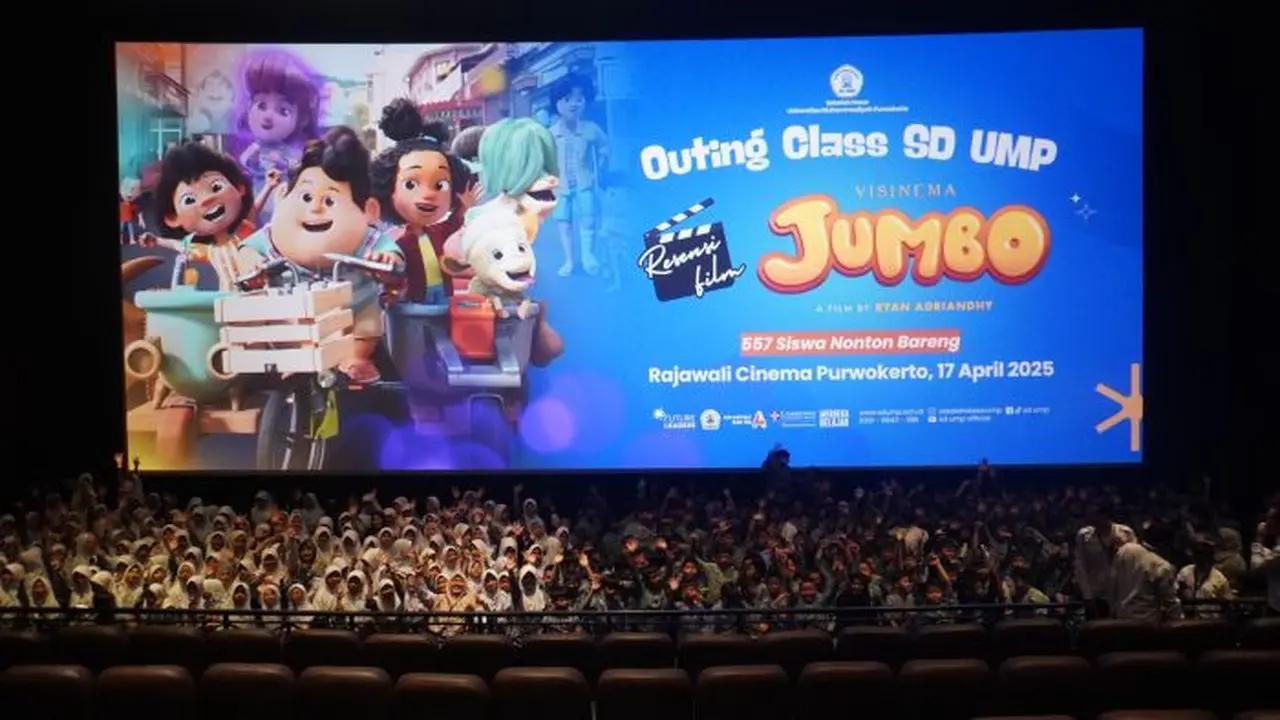 SD UMP Purwokerto nonton bareng film Jumbo di Bioskop Rajawali.