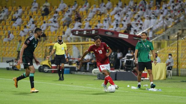 3 Kelemahan Timnas Indonesia Saat Dibenamkan UEA di Kualifikasi Piala Duna  2022: Lini Belakang Masih Kedodoran - Indonesia Bola.com