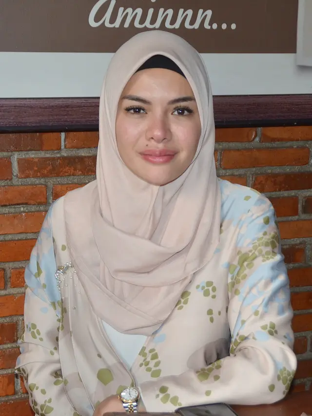 [Bintang] Nikita Mirzani