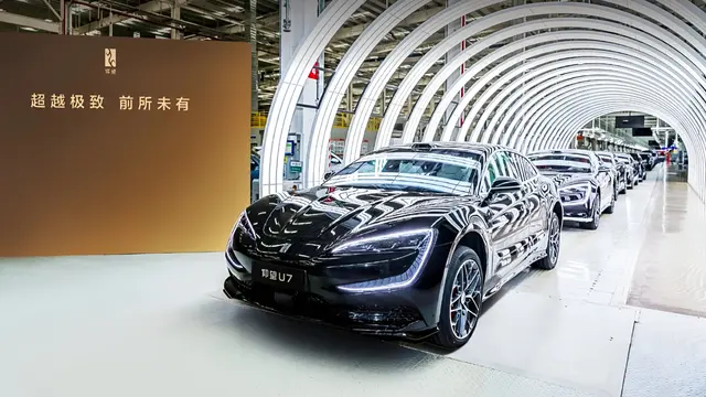 Cetak Sejarah, Yangwang U7 Jadi Mobil Listrik ke-13 Juta unit yang Diproduksi BYD (Carnewschina)