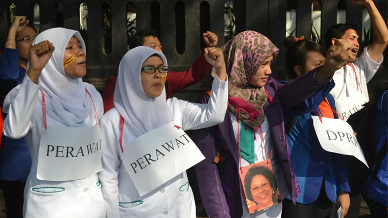 Selebrasi Disahkannya UU Keperawatan di Malang
