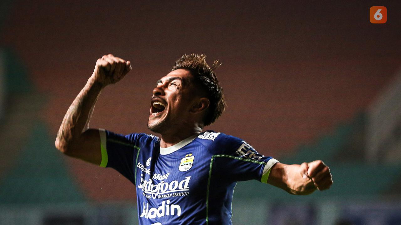 Persib Bandung vs Bhayangkara FC BRI Liga 1 2022/2023