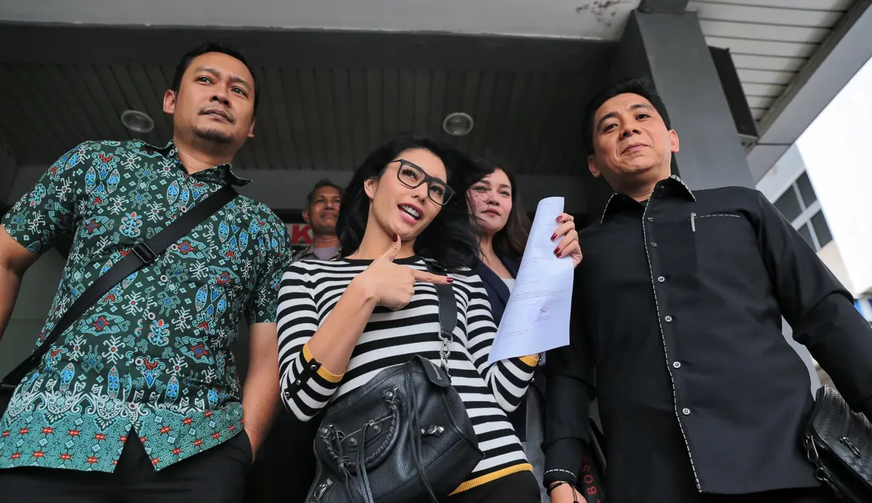 Sebelum membuat laporan ke polisi, Tyas mengaku banyak dirugikan terkait banyaknya pemberitaan kasus penculikan anak. Beberapa waktu lalu, Tyas dilaporkan ke KPAI oleh Maryke. (Adrian Putra/Bintang.com)