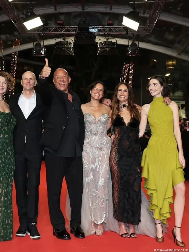 Karpet Merah Cannes dan Deretan Momen Fashion Paling Kontroversial