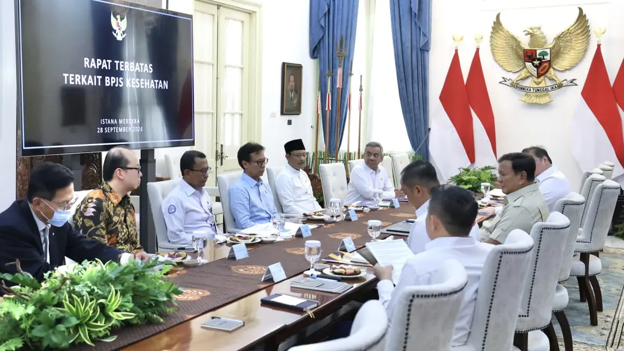 Presiden Prabowo Subianto menggelar rapat bersama sejumlah menteri di Kompleks Istana Kepresidenan Jakarta, Senin (28/9/2026). (Foto: Biro Pers Sekretariat Presiden)