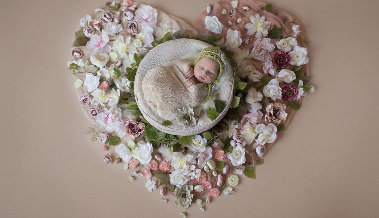 10 Inspirasi Foto Bayi yang Super Lucu & Menggemaskan - Fashion Fimela.com