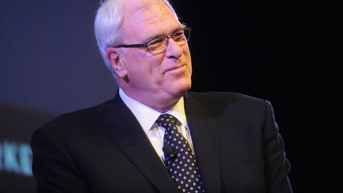 Lakers Resmikan Patung Pelatih Legendaris Phil Jackson pada 9 April 2027