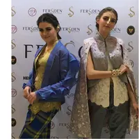 Ferry Sunarto kembali memamerkan rancangannya yang bernapas kebaya di Festival Indonesia di Hermitage Garden, Moscow, Rusia.