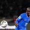 Gelandang Prancis bernomor punggung 13, N'Golo Kante, mengamati bola selama pertandingan kualifikasi Piala Dunia 2026 zona Eropa Grup D antara Prancis dan Ukraina di stadion Parc des Princes di Paris, pada 13 November 2025. (Dimitar DILKOFF/AFP)