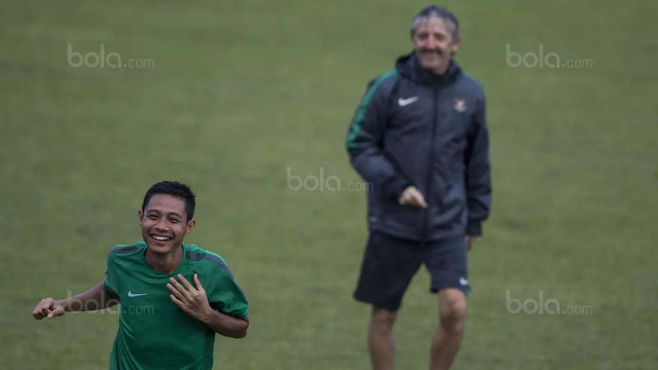 Evan Dimas dan Miguel Gandia