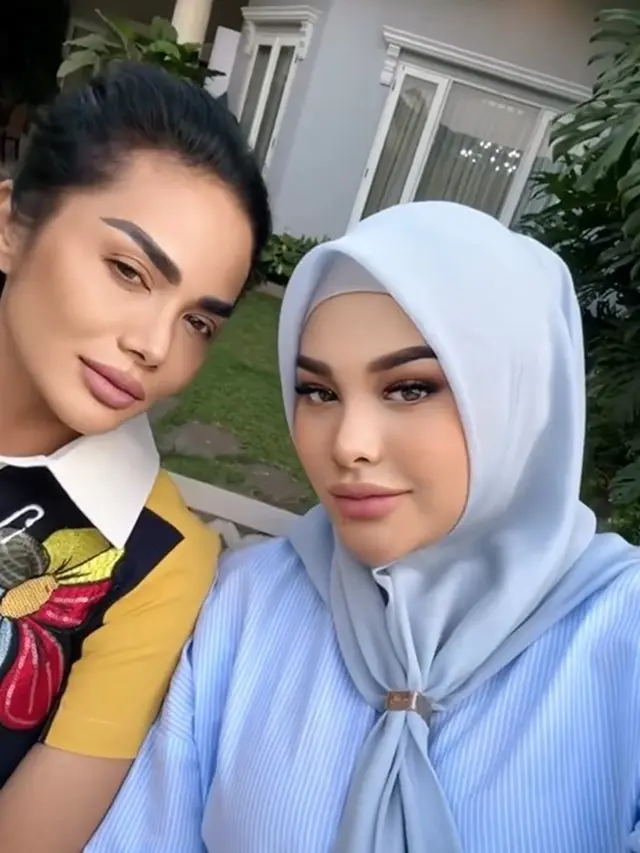 Krisdayanti dan Aurel (Instagram/aurelie.hermansyah)