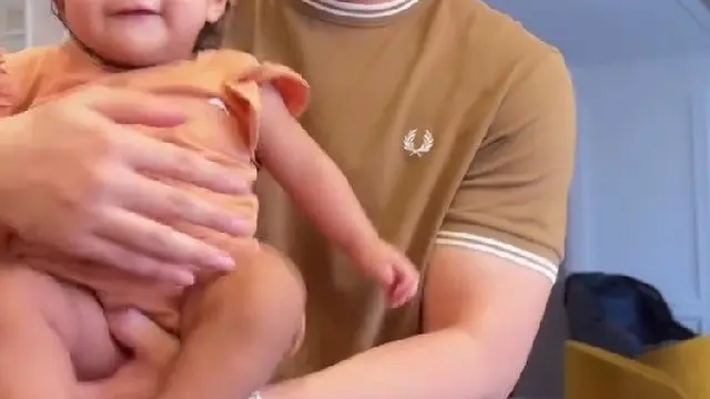 Momen Irwansyah Momong Humaira Sambil Lantunkan Ayat Suci (credit: instagram/zaskiasungkar15)