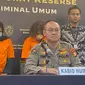 Dua orang emak-emak ditangkap atas kasus Tindak Pidana Perdagangan Orang (TPPO) atau human trafficking. Mereka adalah yang merekrut, menampung, dan mengirim tenaga kerja ke luar negeri secara ilegal (Liputan6.com/Ady Anugrahadi)