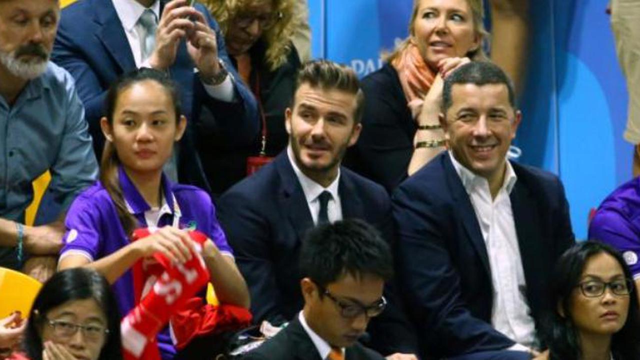 Beckham Bikin Kejutan Menonton Laga Sepak Bola ASEAN Para Games 