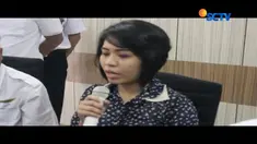 Ironisnya, kejadian itu terjadi di depan anak pelaku, yang berusaha melerai aksi sang ibu. Pelaku diduga istri seorang jenderal polisi. Pemukulan terjadi, karena pelaku menolak saat diminta untuk melepas jam tangannya.
