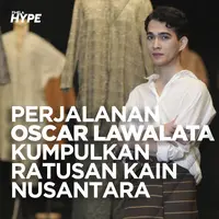 Oscar Lawalata dan Perjalanannya Kumpulkan Ratusan Kain Nusantara