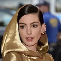 Kesempatan kedua ini tak akan di sia-siakan oleh Anne Hathaway, apalagi dirinya digaet oleh rumah produksi TV seri raksasa sekelas Mark Gordon Co. (Bintang/EPA) 