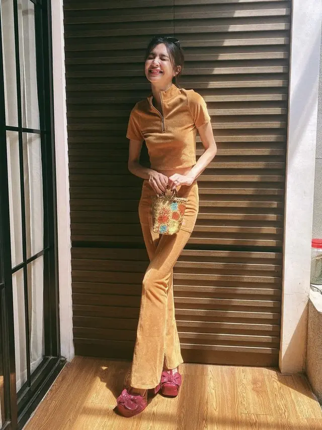 Potret Terbaru Mikha Tambayong Setelah 4 Bulan Menikah, credit: Instagram (@miktambayong)