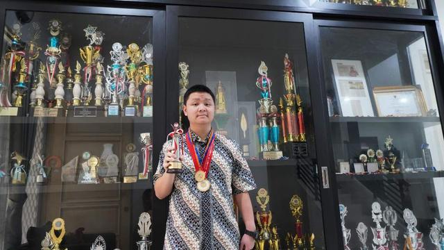 Siswa IPEKA Raih Medali Emas bagi Indonesia di 2 Olimpiade Matematika Internasional