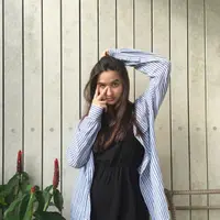 Stephanie Poetri merupakan anak dari Titi DJ dan mantan suaminya, Andrew Hollis. Wajah cantiknya merupakan perpaduan antara wajah bule dan Indonesia. (Foto: instagram.com/stephaniepoetri)