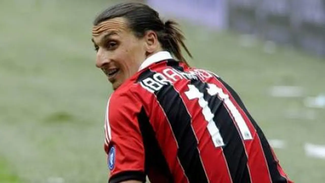 Zlatan Ibrahimovic (c) AFP